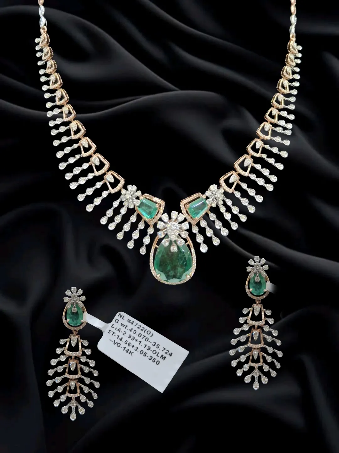 Eterna Glow Necklace diamond necklace